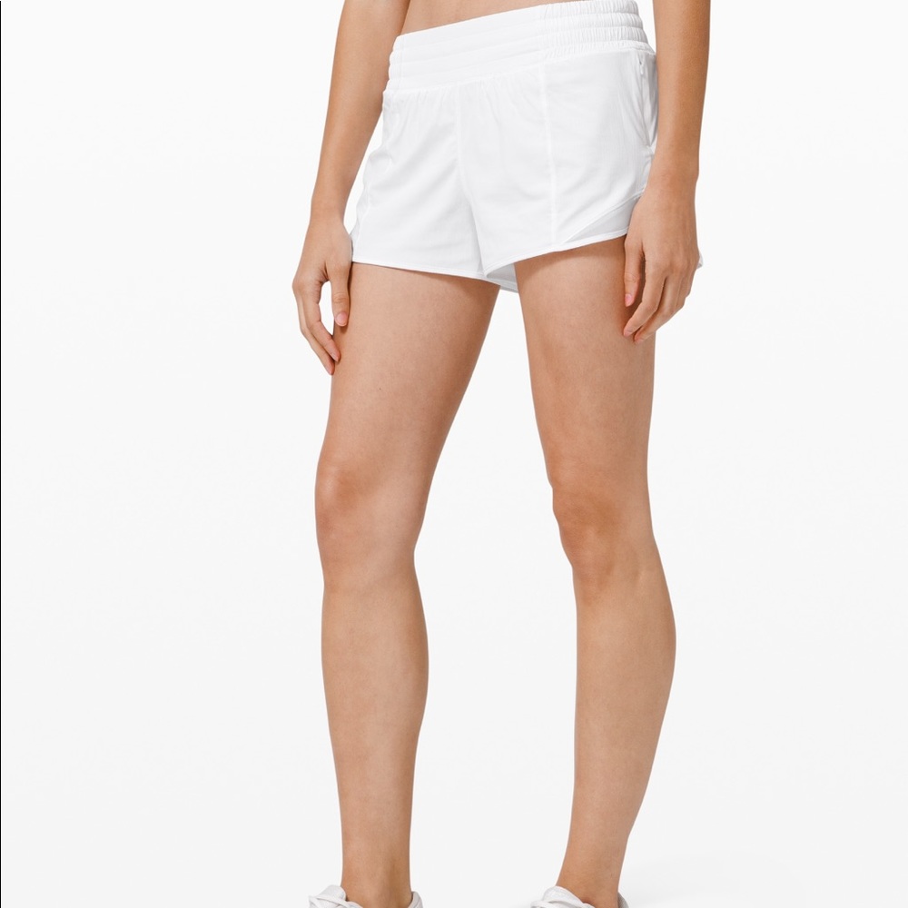 lululemon Hotty Hot High Rise 2.5” Shorts